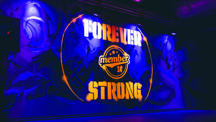 uv valaistu maalaus spinning salilla